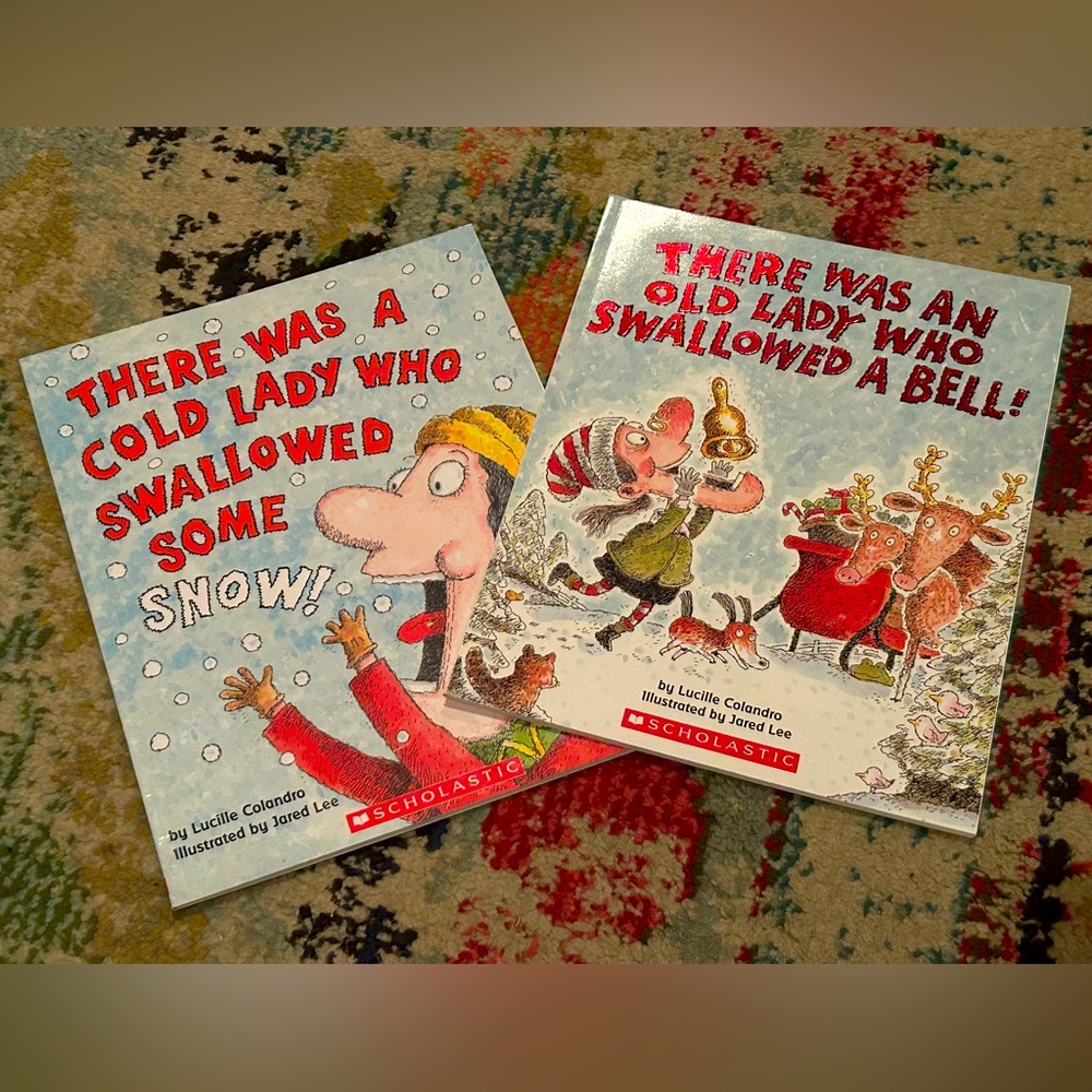 2 There Was A Lady Who Swallowed Scholastic Paperback Books‎ Winter Christmas